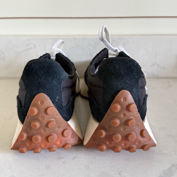 New Balance Classics 327 Black and Cream Sneakers - Picture 9 of 11